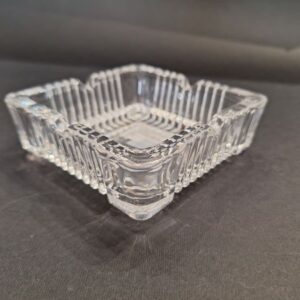 Četvrtasta pepeljara 10cm