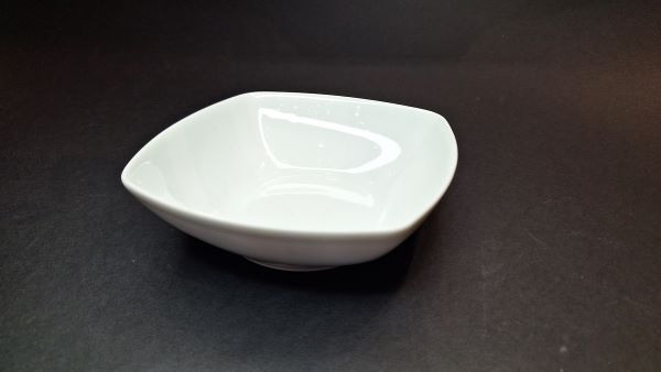 Činija_cetvrtasta_17cm