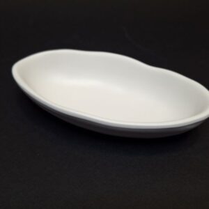 cinija-bela-mat-14x8